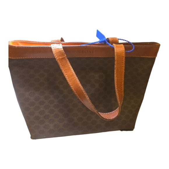 Celine Macdam Tote some wear on handles - Picture 3 of 12